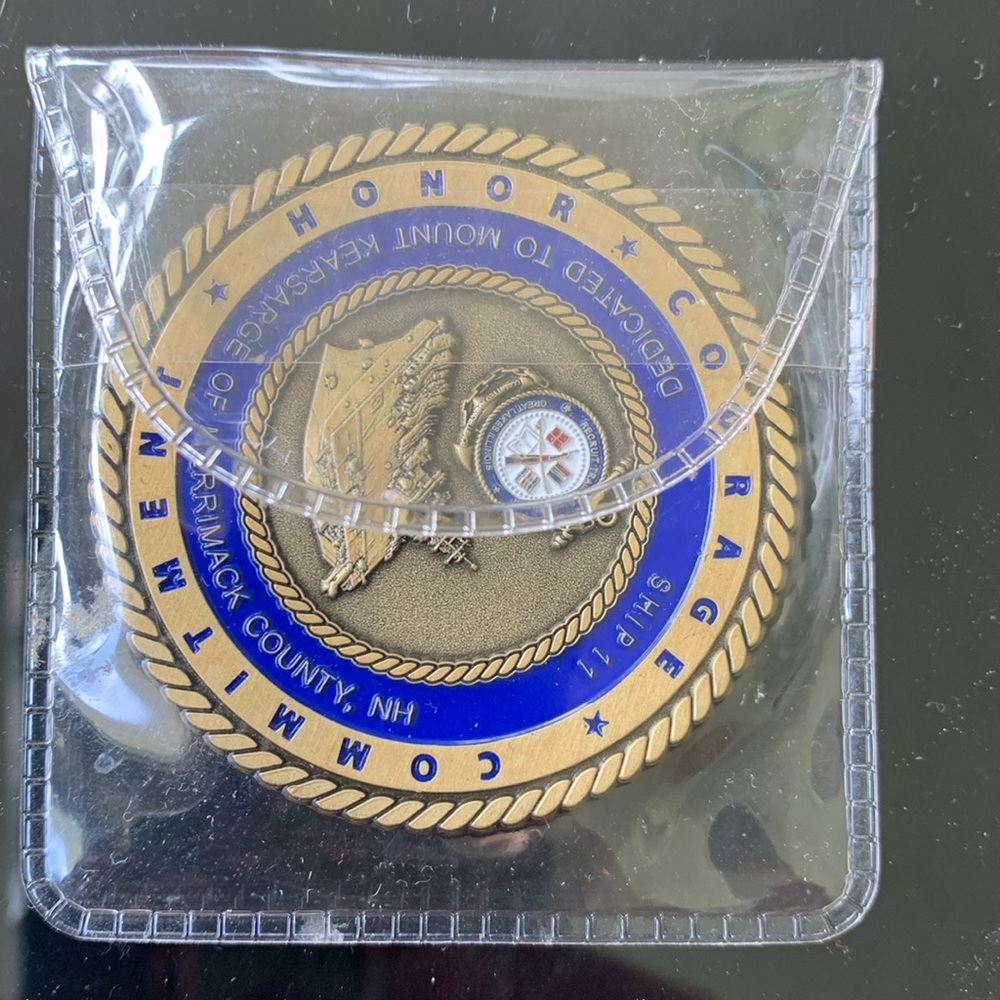 USS Kearsarge LHD 3 Challenge Coin - Picture 4 of 6